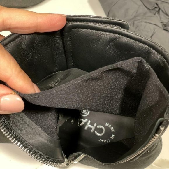 CHANEL 20C Stretch Iridescent Leather CC Logo Ankle Booties Boots Heels - Picture 11 of 12